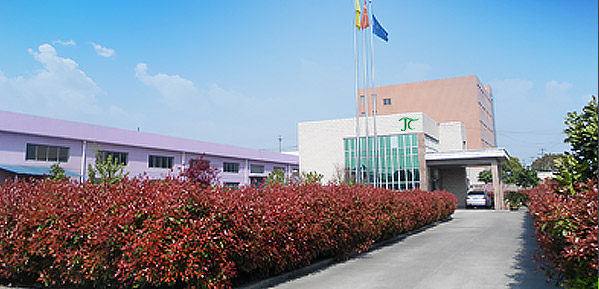 上海金慈實(shí)業(yè)有限公司，丙綸高強(qiáng)絲，丙綸色絲，丙綸中空絲，丙綸異形絲，丙綸夜光紗，高強(qiáng)丙綸絲，丙綸工業(yè)絲，丙綸熒光絲